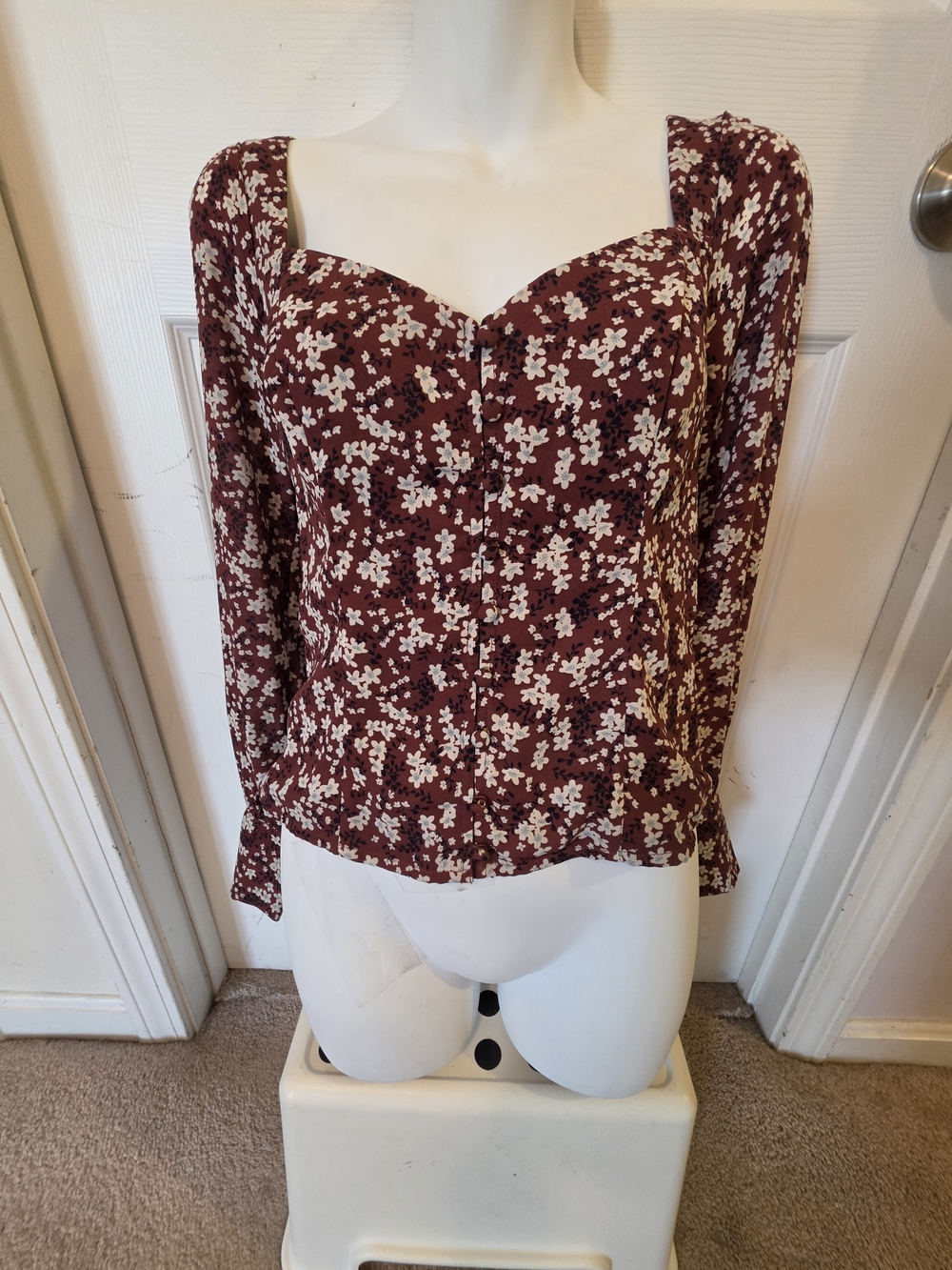 Abercrombie & Fitch Burgundy Floral Square-Neck Blouse Size XS